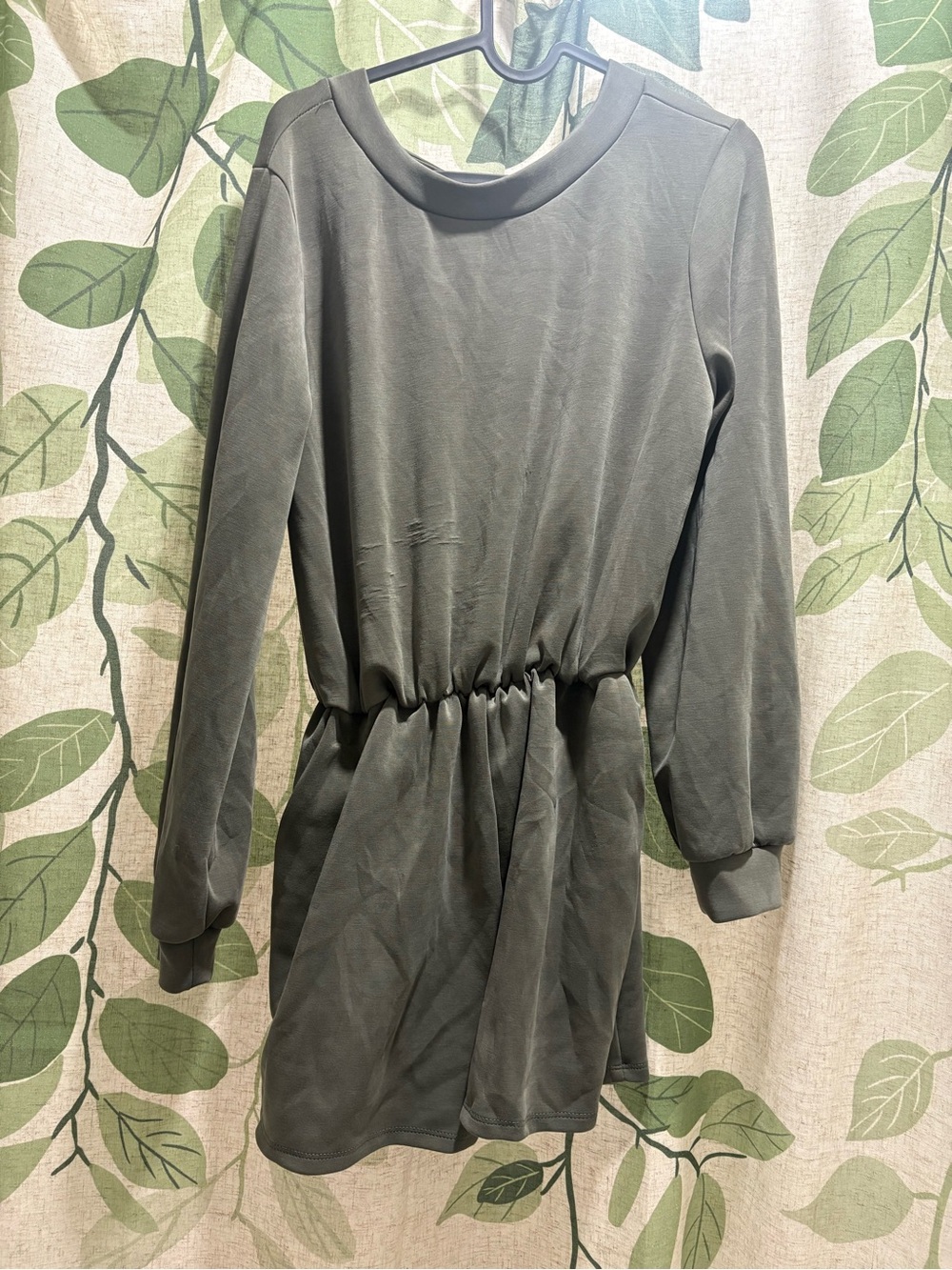 Gilli Olive Green Long Sleeve Elastic Waist Mini Dress